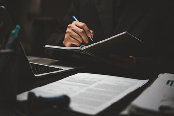 如何挑选合适的基础油